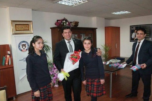 &Ccedil;ağlı, Şampiyon &Ouml;ğrencileri Tablet Bilgisayarla &Ouml;d&uuml;llendirdi 2