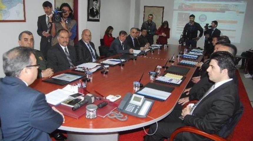 D&uuml;zce&rsquo;de Akaryakıt Ka&ccedil;ak&ccedil;ılığını &Ouml;nleme Toplantısı