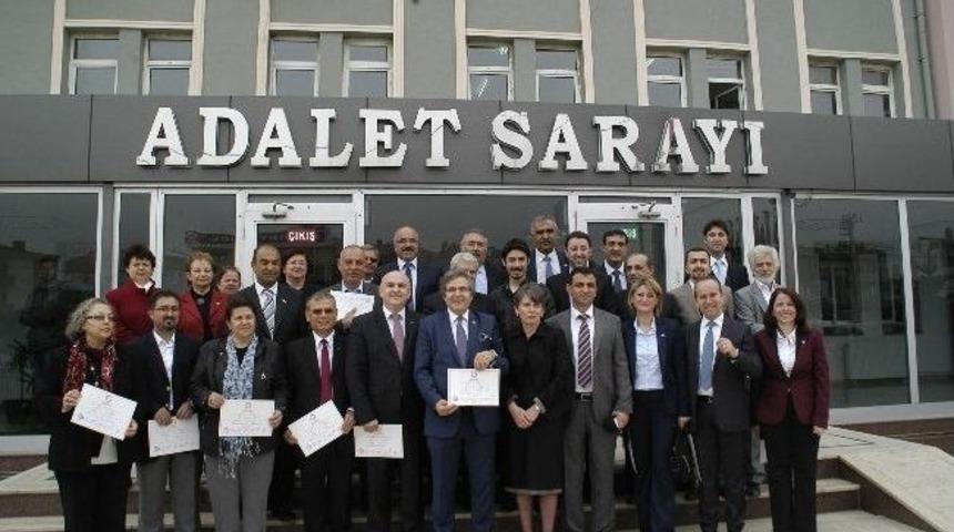 Bandırma Belediye Başkanı Mazbatasını Aldı