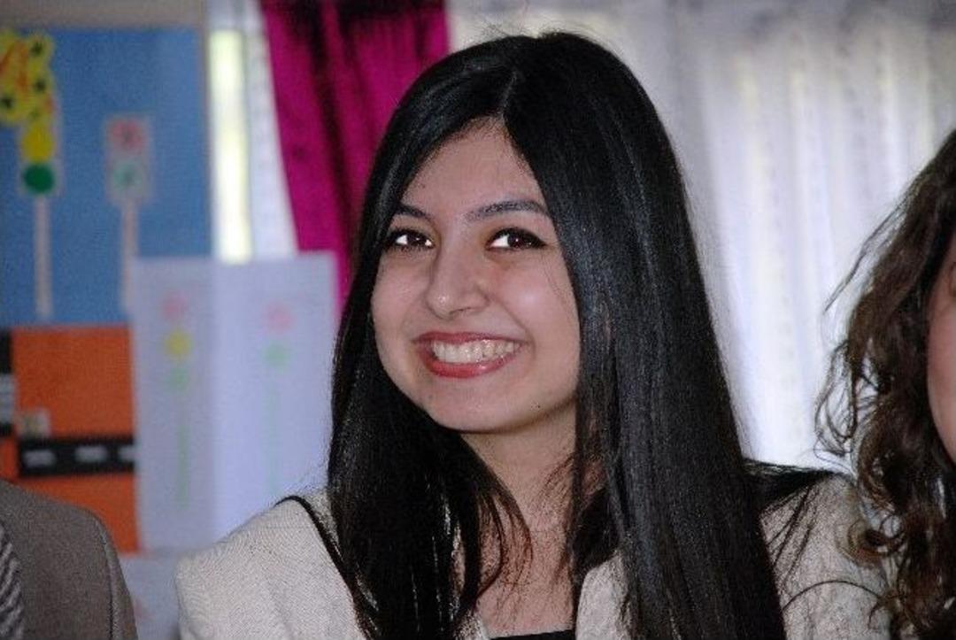 &Ouml;ğretmen Adayları K&ouml;y Okulunu Tamir Ettiler