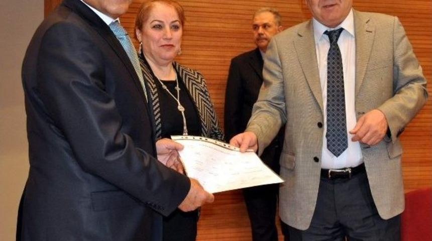 B&uuml;y&uuml;kkılı&ccedil;, Mazbatasını Aldı