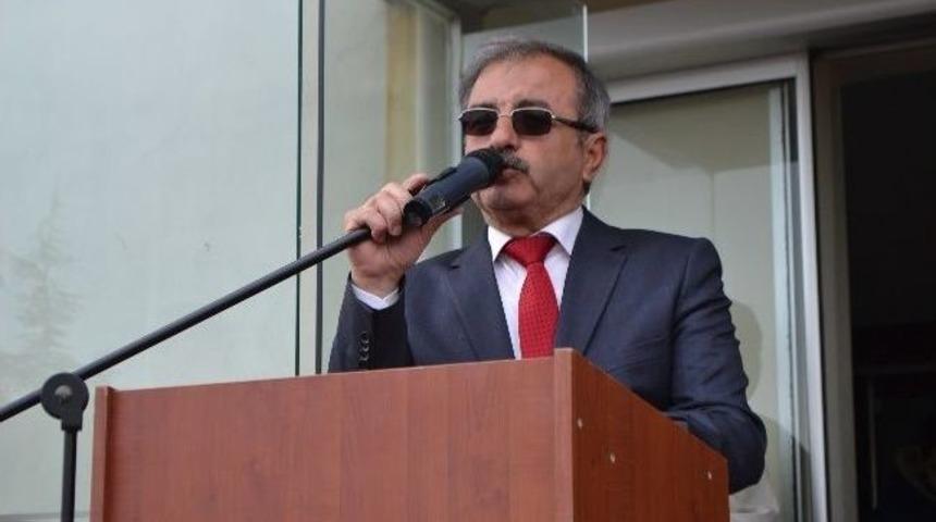 &Ouml;zacar, Mazbatasını Aldı