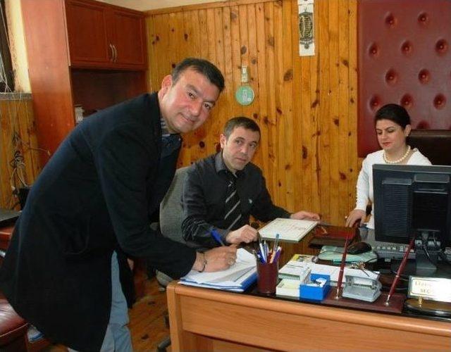 Germencik Belediye Başkanı &Uuml;mmet Akın, Mazbatasını Aldı 2