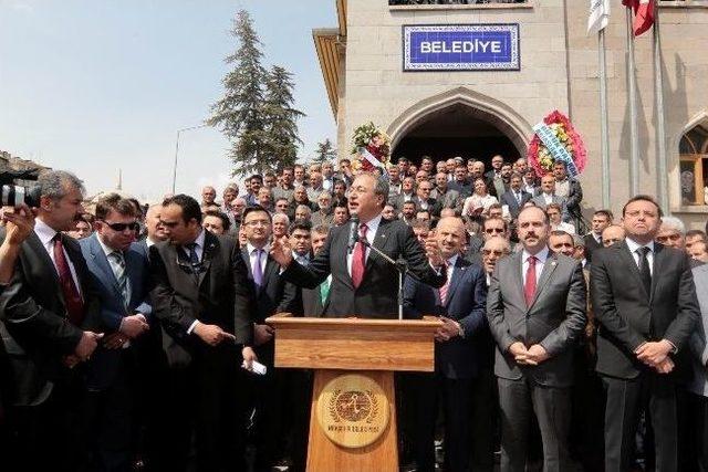 Nevşehir Belediye Başkanı Ünver Düzenlenen Törenle Mazbatasını Alarak Görevine Başladı