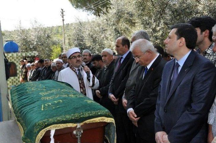 Öldürülen Muhtar Toprağa Verildi G1