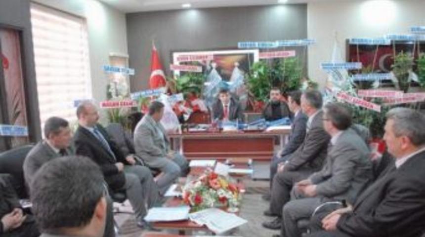 Bolvadin Belediye Başkanı Fatih Kayacan Birim Amirleri İle İlk Toplantısını Yaptı