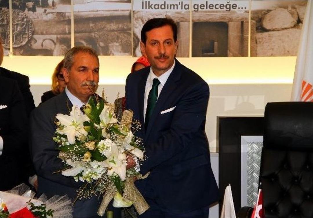 İlkadım Belediyesi&rsquo;nde Devir Teslim T&ouml;reni