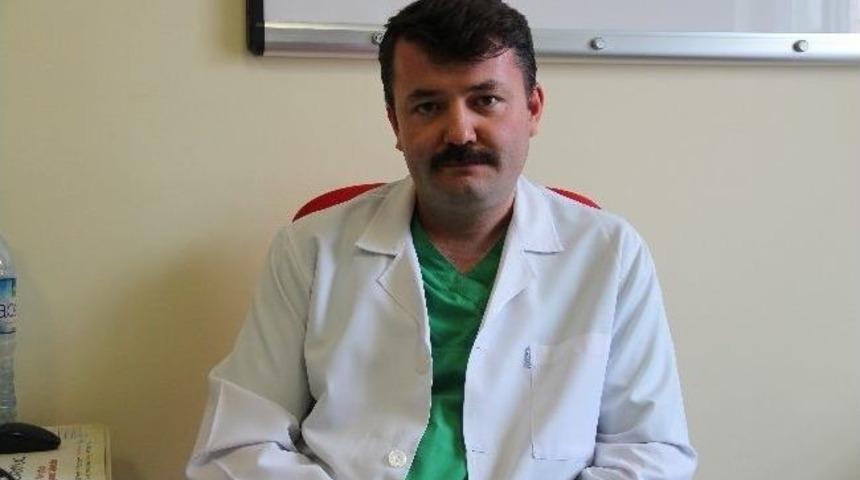 Bolu&rsquo;da 140 Kiloluk Hastaya Kapalı B&ouml;brek Taşı Ameliyatı Yapıldı