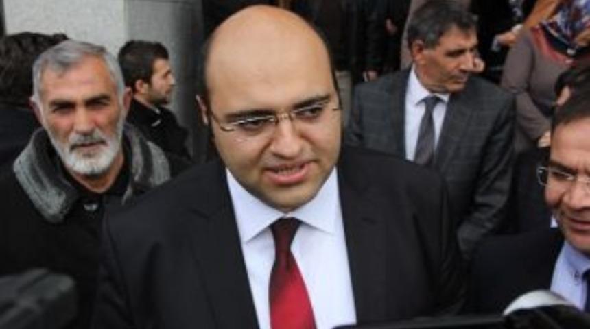 Aziziye Belediye Başkanı Muhammed Cevdet Orhan, Mazbatasını Aldı