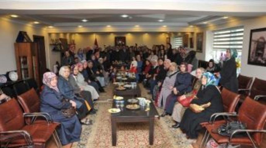 Karabacak'tan Kadın Ve Gen&ccedil;lik Kollarına Teşekk&uuml;r