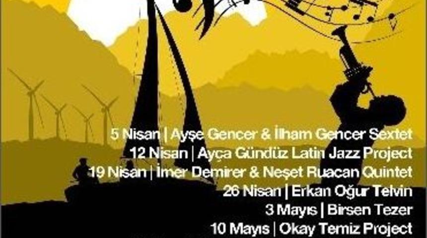 &Ccedil;eşme Marina&rsquo;da Caz R&uuml;zgarı