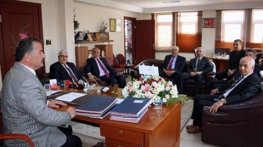 Eğitim Camiasından Başkan Karakulluk&ccedil;u&rsquo;ya Tebrik Ziyareti