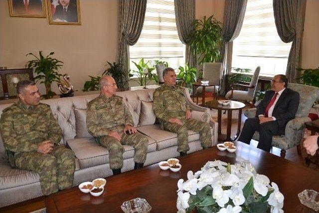 Jandarma Genel Komutanı Orgeneral Servet Yörük Vali Savaş’ı Ziyaret Etti