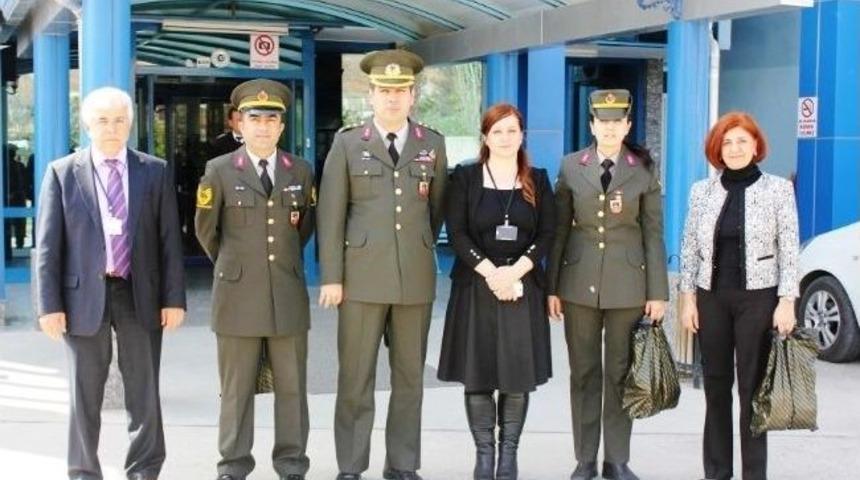 Aksaray'da Jandarmadan Hastalara Ziyaret