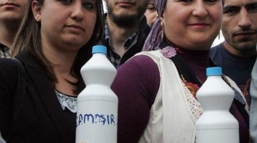 Ak Partili Gen&ccedil;lerden Akaydın&rsquo;a &ldquo;&ccedil;amaşır Suyu&rdquo; Tavsiyesi