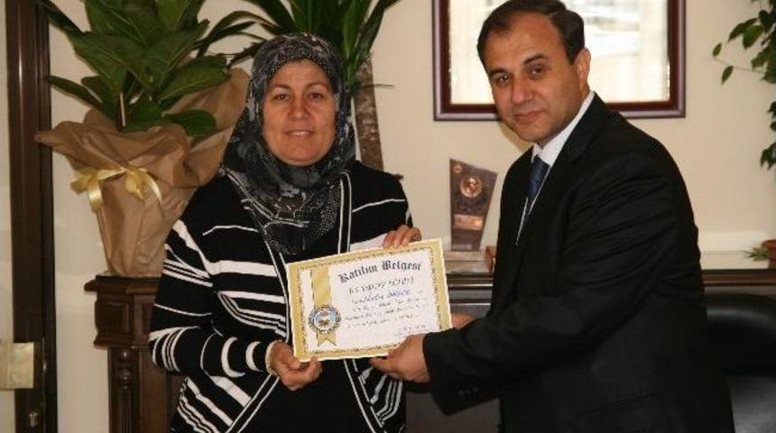 Kulu&rsquo;da İlk Yardım Eğitimi Katılımcılarına Belge