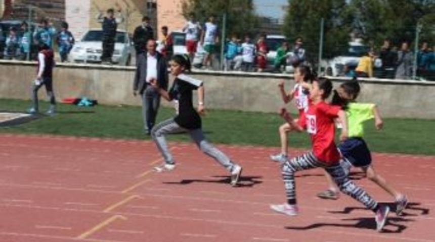 Puanlı Atletizmde Şampiyonlar Belirlendi