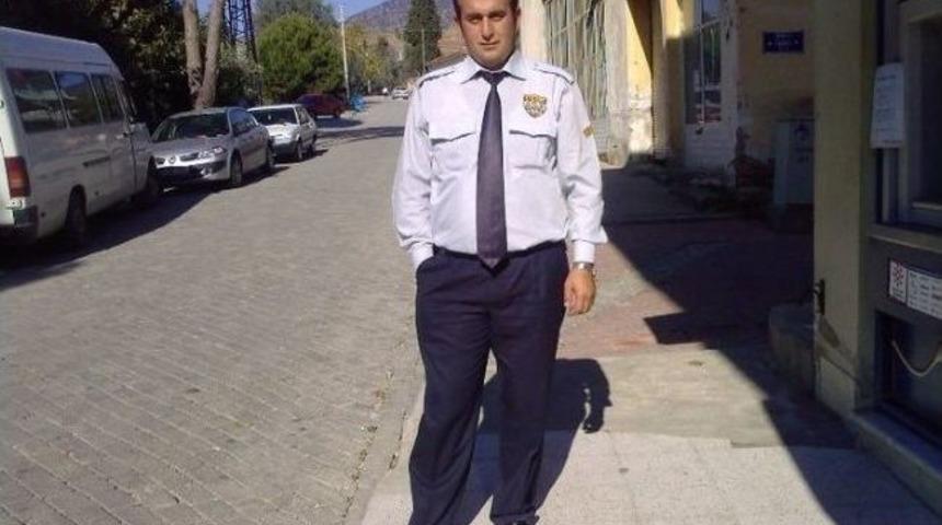 G&uuml;venlik G&ouml;revlisi Beylik Tabancasıyla Yaşamına Son Verdi