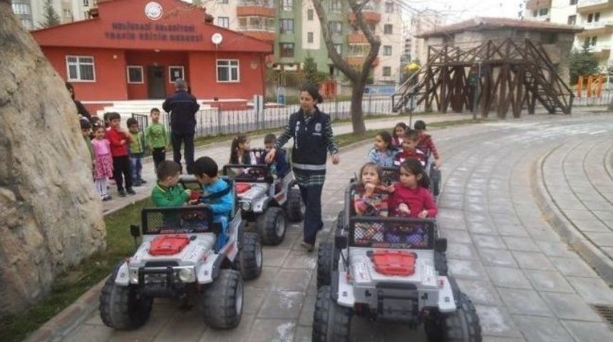 &Ccedil;ocukları Tehlikelerden Koruyalım