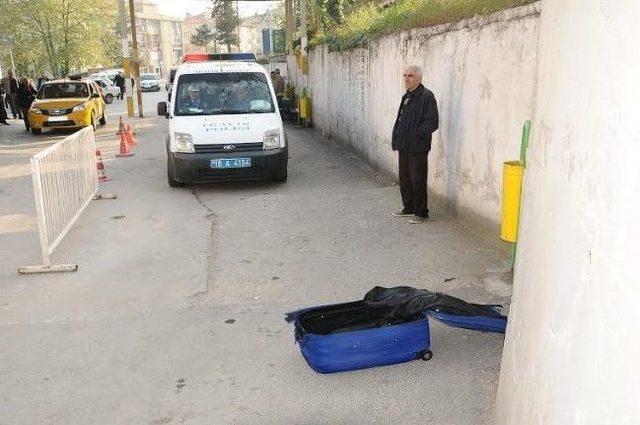 Hastane Bahçesinde Bomba Paniği