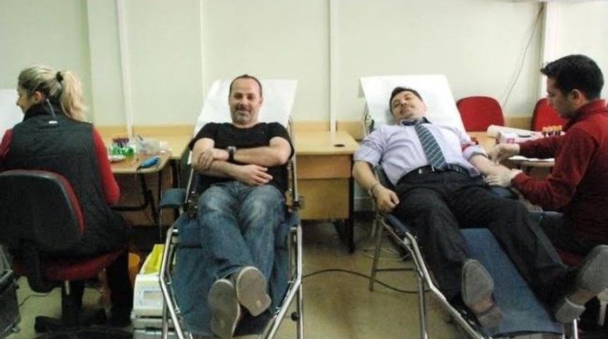 Bilecik Atat&uuml;rk İlkokulu'nda Kan Bağışı Kampanyası