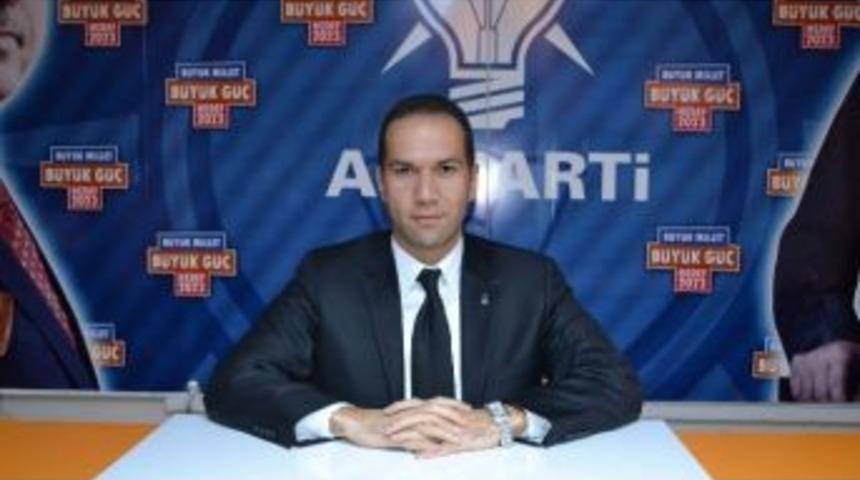 Ak Parti Niğde İl Başkanı Emrah &Ouml;zdemir, Avukatlar G&uuml;n&uuml; Dolayısıyla Bir Kutlama Mesajı Yayımladı