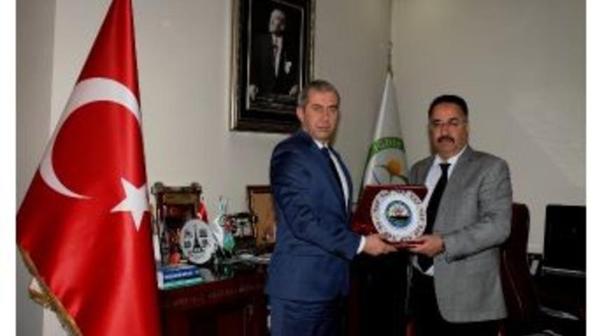 Emniyet M&uuml;d&uuml;r&uuml; Babal&rsquo;dan Rekt&ouml;r Yılmaz&rsquo;a Ziyaret