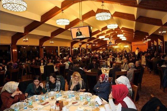 Ak Parti den, "birlikte Başardık, Kayseri Kazandı" Toplantısı 2