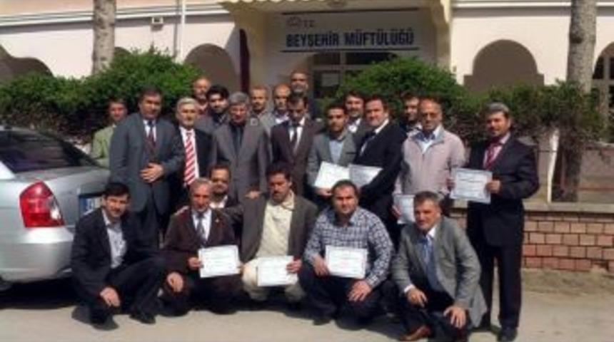 Beyşehir&rsquo;de Kur&rsquo;an-ı Kerimi G&uuml;zel Okuma Kursu Tamamlandı