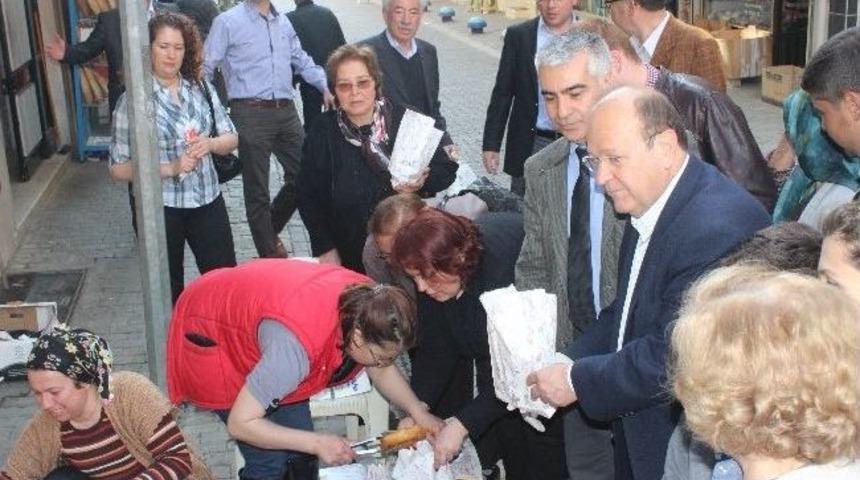 Efeler Belediyesi'nin İlk Başkanı &Ouml;zakcan Lokma D&ouml;kt&uuml;rd&uuml;