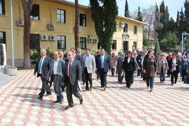 G&ouml;rdes in Başkan Akyol Mazbatasını Aldı 2