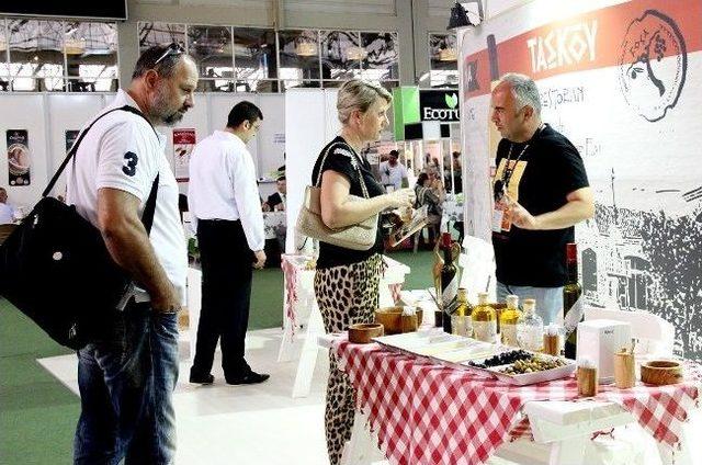 Sağlıklı &Uuml;r&uuml;nler İzmir de Buluşuyor 1