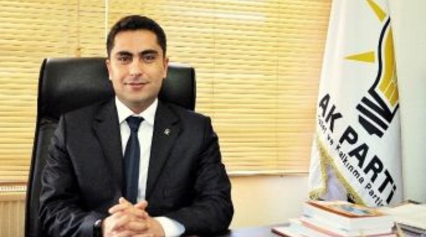 Ak Parti İl Başkanı Sunar, Avukatlar G&uuml;n&uuml;&rsquo;n&uuml; Kutladı