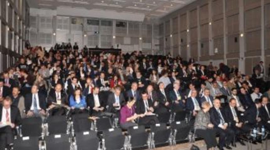 Emisyon Azaltımı &Uuml;lkelerin Ajandalarında En &Uuml;st Sırada