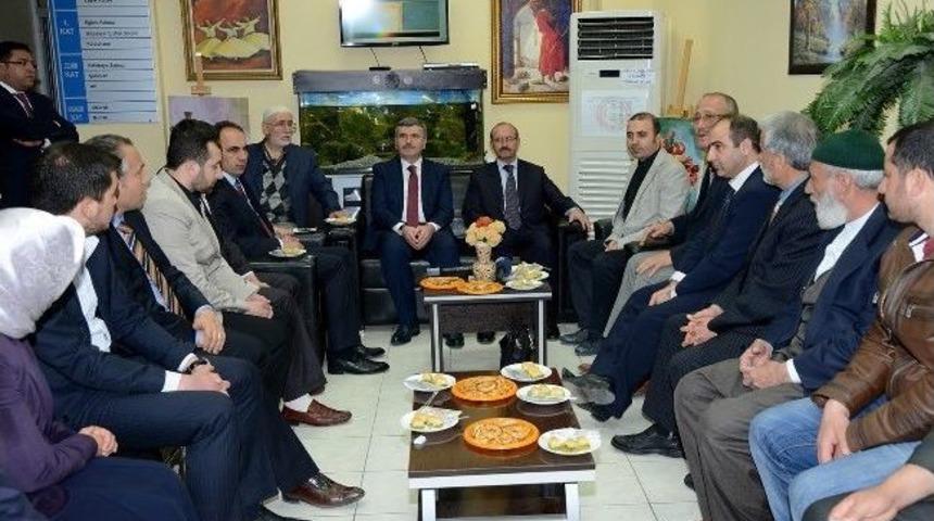 Aky&uuml;rek: &ldquo;bir İnsanı Kurtarmak, T&uuml;m İnsanlığı Kurtarmak Gibidir&rdquo;