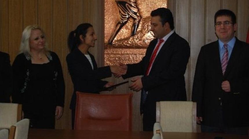 Malkara Belediye Başkanı Ulaş Yurdakul Mazbatasını Aldı