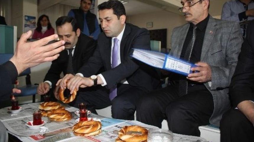 Gen&ccedil; Başkan Mesai Mefhumu G&ouml;zetmeden &Ccedil;alışıyor