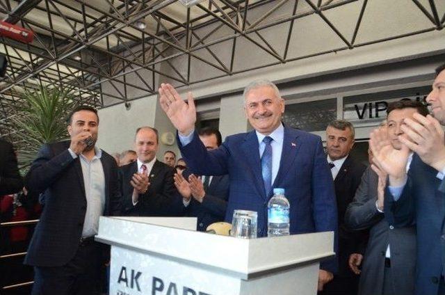 Binali Yıldırım: 