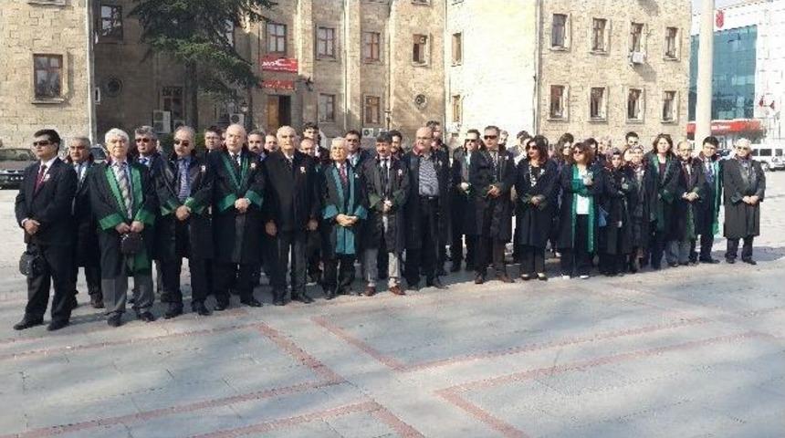 5 Nisan Avukatlar G&uuml;n&uuml;