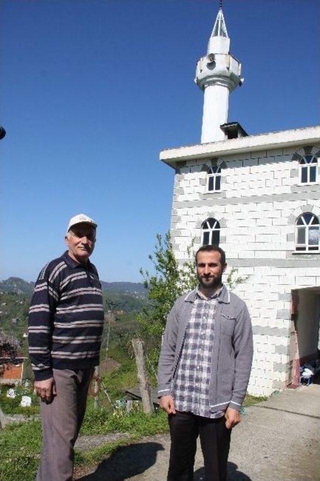 &Uuml;st&uuml; Cami, Altı K&ouml;y Yolu 1