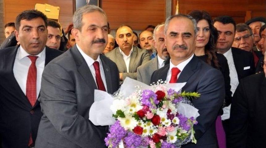 Sivas Belediyesi&rsquo;nde Devir Teslim T&ouml;reni