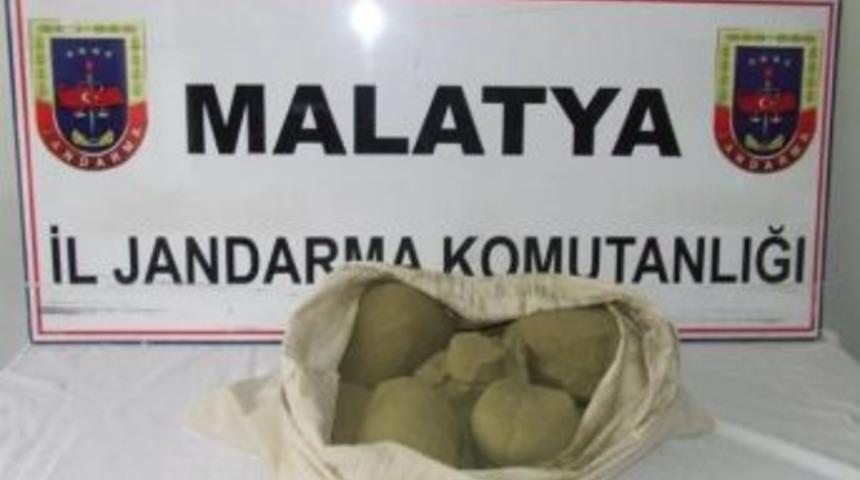 Yolcu Otob&uuml;s&uuml;nde Esrar Ele Ge&ccedil;irildi