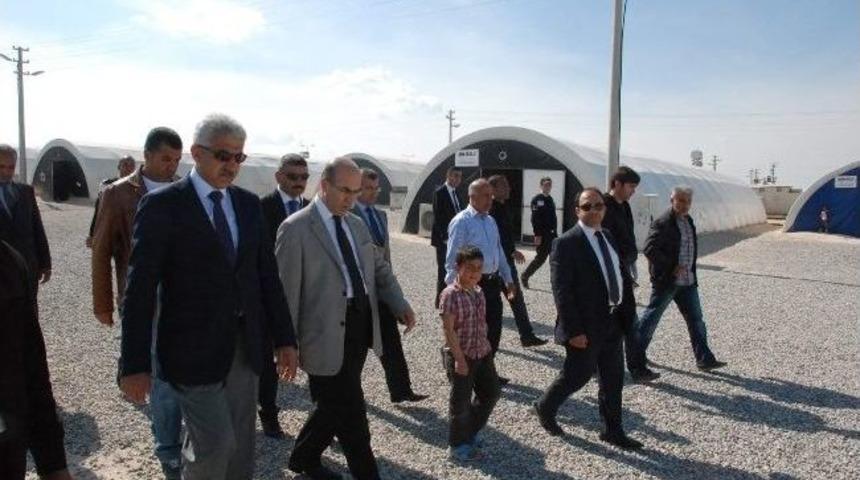 &Ccedil;adır Kentte 12 Derslikli Ek Bir Okul Yapılıyor