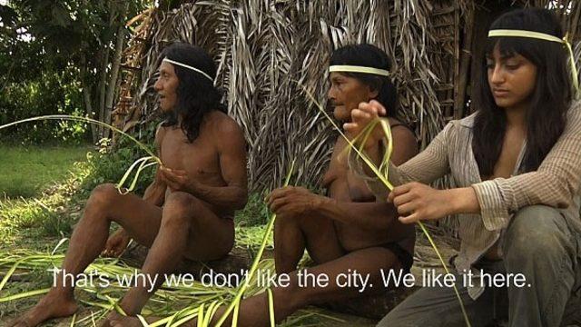 Belgesel için gitti, evlendi!