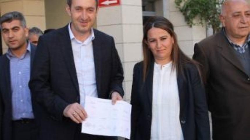 Eşbaşkanlar Mazbatalarını Aldı