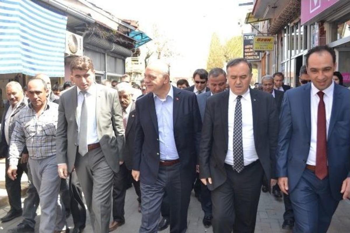 H&uuml;seyin Tosun Başkanlık Koltuğuna Oturdu