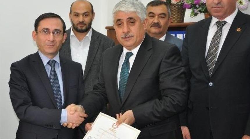 Ak Parti Sorgun Belediye Başkanı Ahmet Şimşek Mazbatasını Aldı
