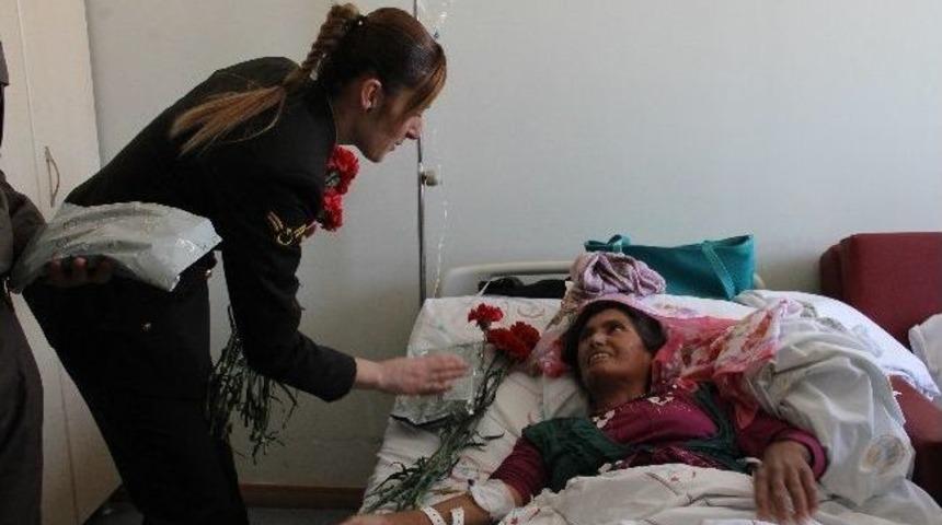 Jandarmadan Kanser Hastalarına Ziyaret