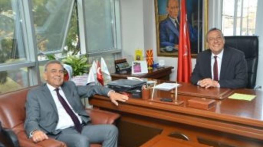 Başkan Kocaoğlu&rsquo;nun İkinci Durağı Dikili Oldu