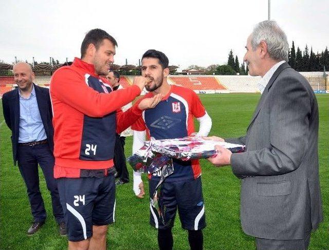 Balıkesirspor, Orduspor Maçına 3 Puan Parolası İle Hazırlanıyor